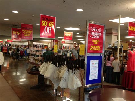 Dillards clearance outlet phoenix. Things To Know About Dillards clearance outlet phoenix. 